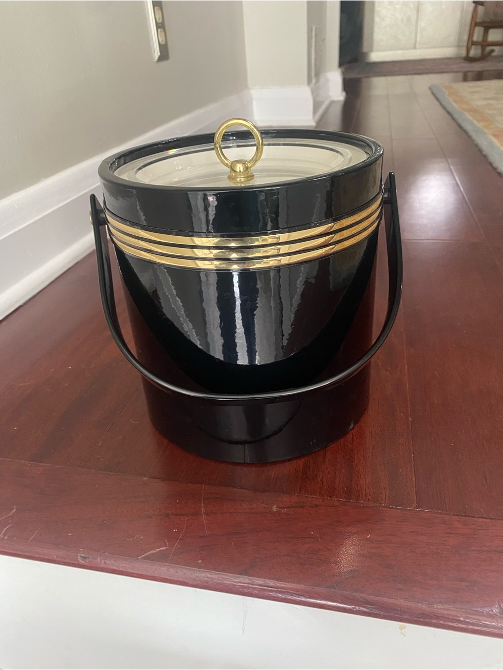 Black and Gold Decorative Ice Bucket with Handle